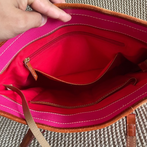 Dooney & Bourke Cynthia Shoulder Bag - Picture 7 of 9